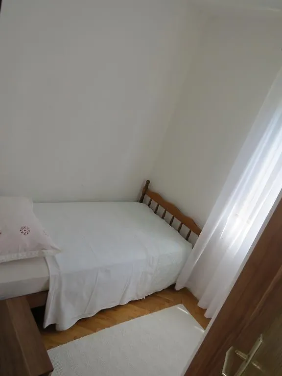 Apartments Lovric - 30 Meters To The Beach Trogir