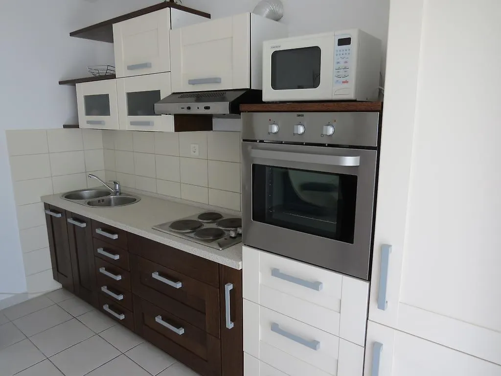 Apartments Lovric - 30 Meters To The Beach Trogir Croatia